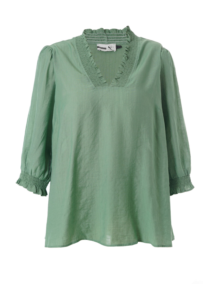 Feodora Blouse with smock neck