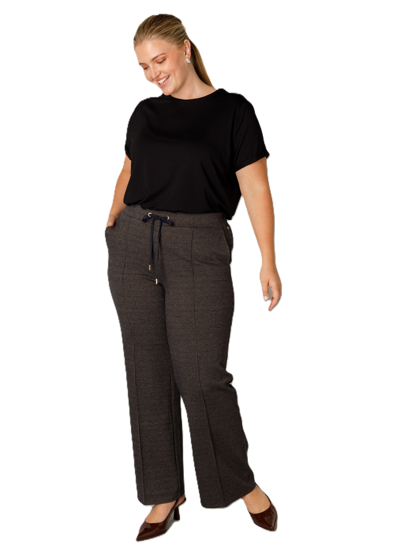 Broek Romana Essential